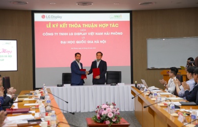 ĐHQGHN hợp tác phát triển nguồn nhân lực chất lượng cao ngành kỹ thuật công nghệ với Công ty LG Display Việt Nam Hải Phòng